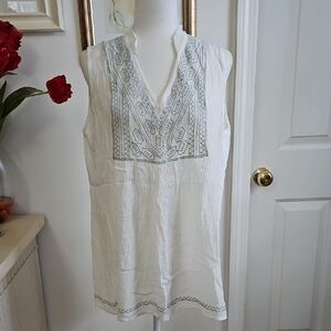 Raya Sun White and Gray Embroidered Tank Top